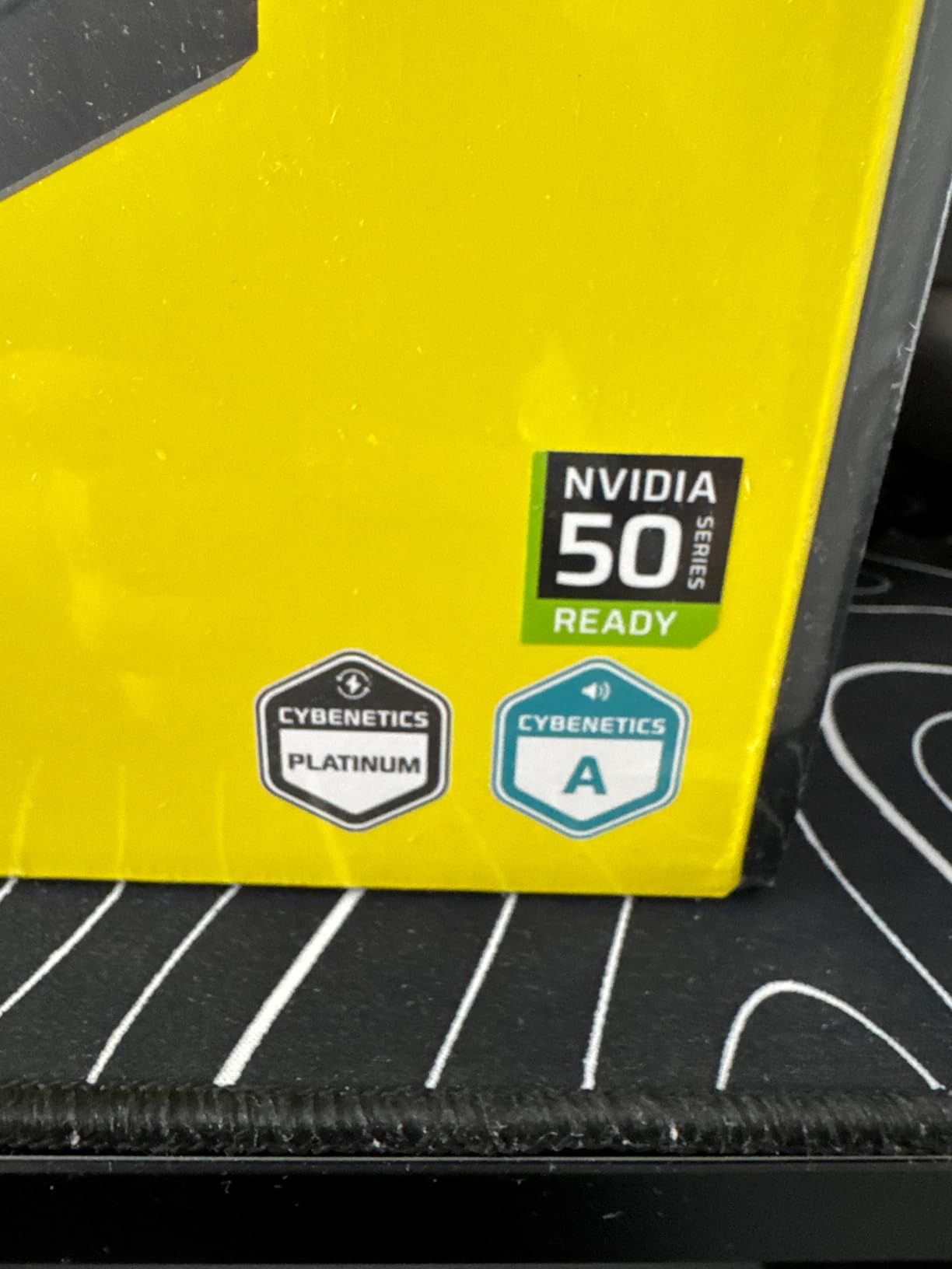 CORSAIR RM1000x ATX 3.1 PCIe 5.1 Ready Fully Modular 1000W Power Supply - Low-Noise, Cybenetics Gold Efficiency, Native 12V-2x6 Connector - Black customer photo 2