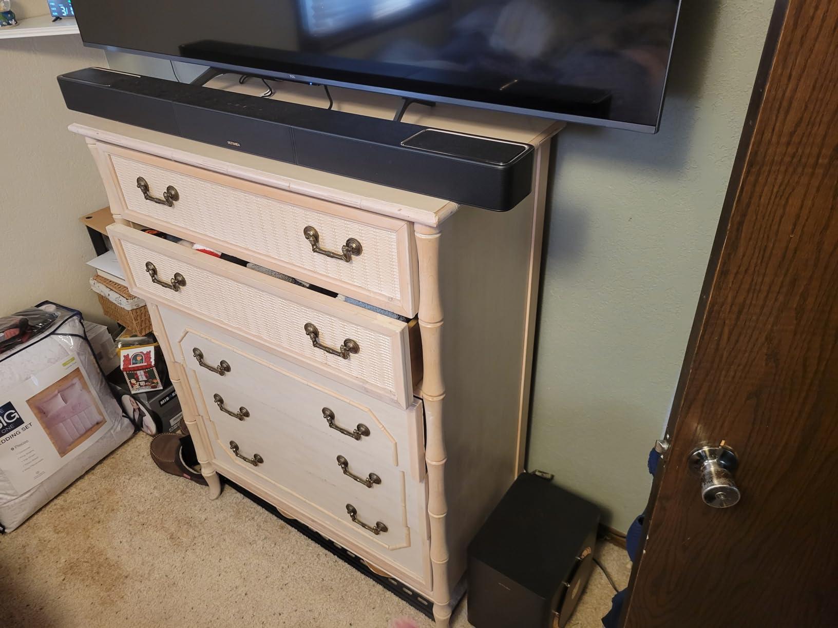 ULTIMEA Skywave X40 5.1.2ch Sound Bar for Smart TV w/Dolby Atmos, Wireless Surround Sound System for TV, 530W Soundbar with Wireless Subwoofer, GaN Amplifier, 4K HDR Pass-Through, HDMI eARC, BT 5.4 customer photo 1