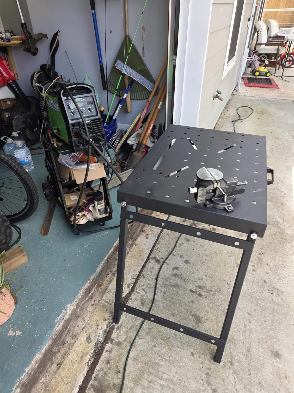 Welding Table Foldable Work Bench, Folding Workbench,1000LBS Capacity Heavy-Duty Welding Workbench with Fixture Holes, Foldable Steel Work Bench for Welding, Assembly & Repair customer photo 1