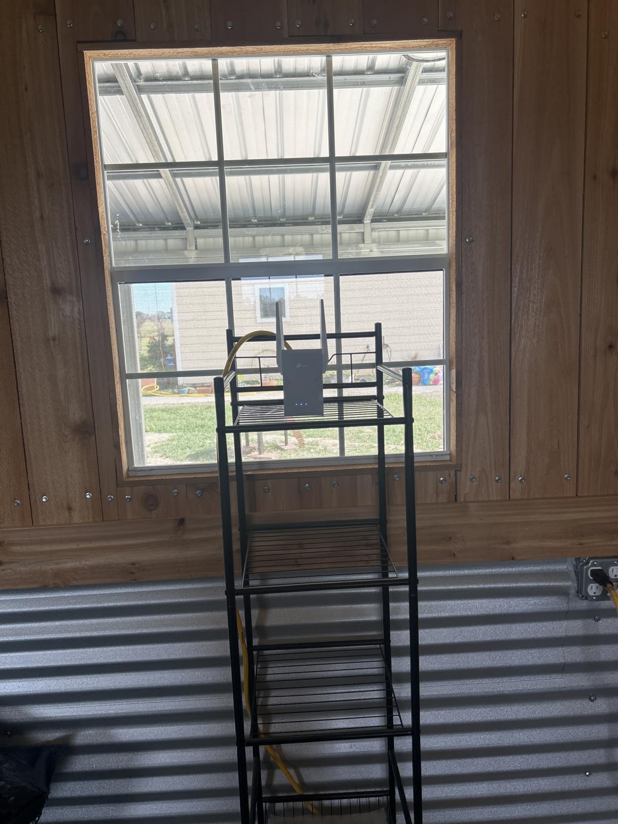 TP-Link BE6300 Wi-Fi 7 Range Extender RE403BE w/ 2.5G Port | 6.3 Gbps Dual-Band Wireless Repeater | Internet Signal Booster for Home | Up to 2800 sq.ft, 64 Devices | MLO, EasyMesh | No 6 GHz Band customer photo 2