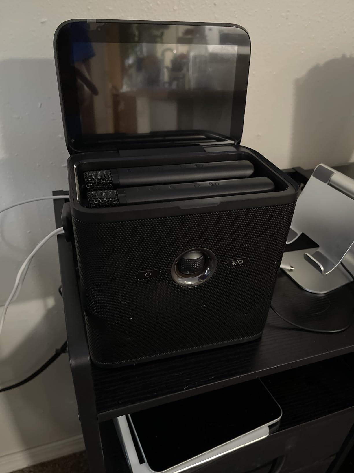 Ikarao Karaoke Machine for Adults, with Lyrics Display Screen, 32GB Karaoke Tablet, 2 Wireless Microphones, Karaoke Speaker with Autotune EQ, Connect TV, Portable Karaoke System for Home Outdoor Party customer photo 1