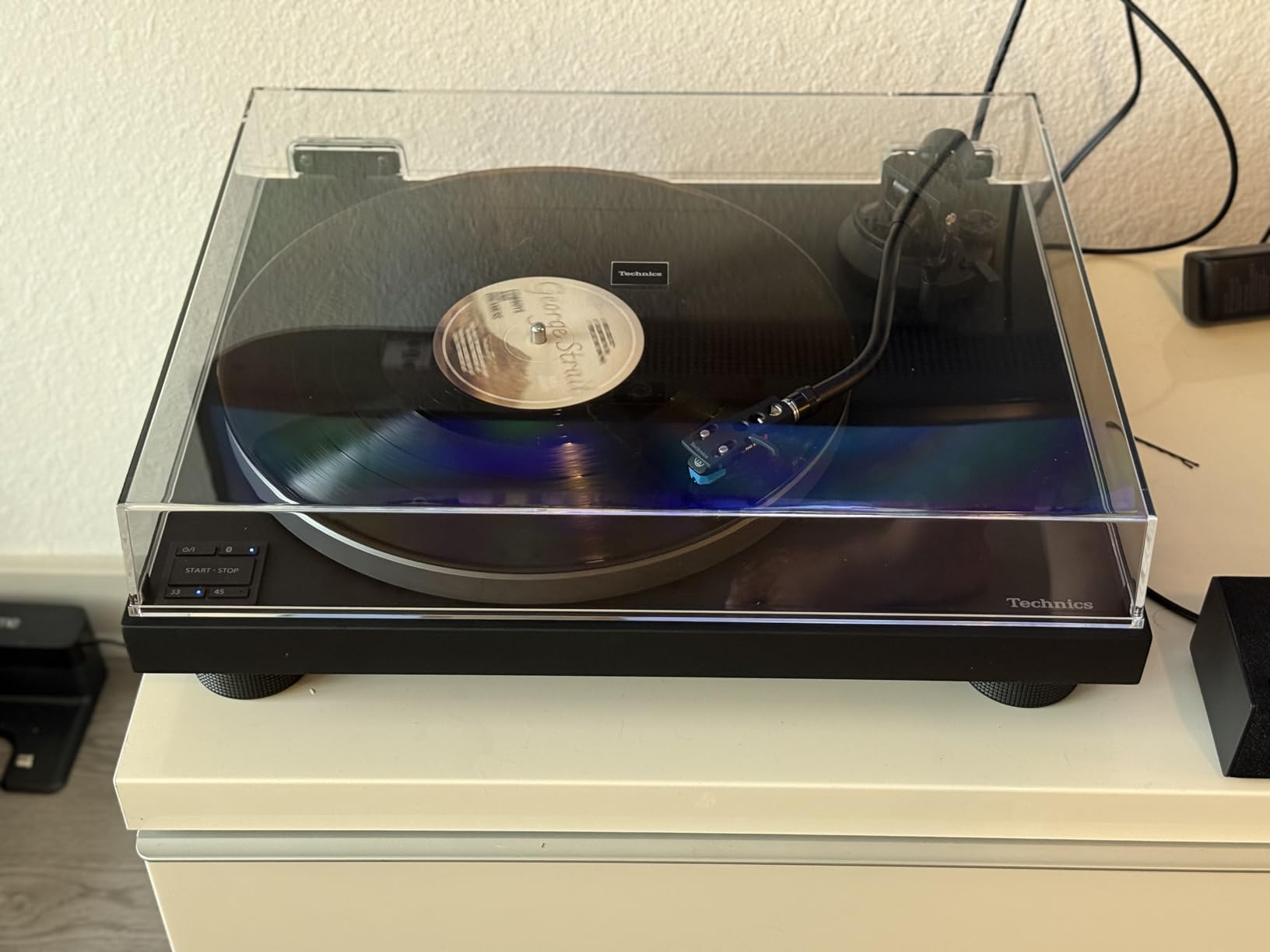 Technics Turntable, Premium Class HiFi Record Player with Coreless Direct Drive Motor and Bluetooth, Stable Playback, Audiophile-Grade Cartridge and Precision Tonearm, SL-40CBT-K, Aluminum customer photo 1