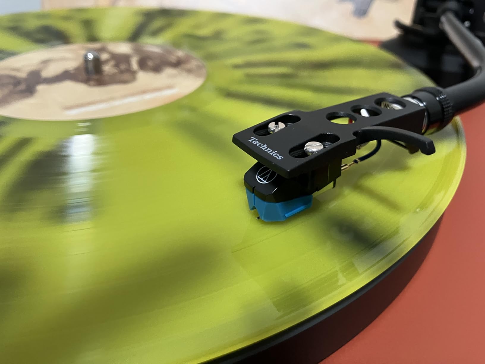 Technics Turntable, Premium Class HiFi Record Player with Coreless Direct Drive Motor and Bluetooth, Stable Playback, Audiophile-Grade Cartridge and Precision Tonearm, SL-40CBT-K, Aluminum customer photo 2