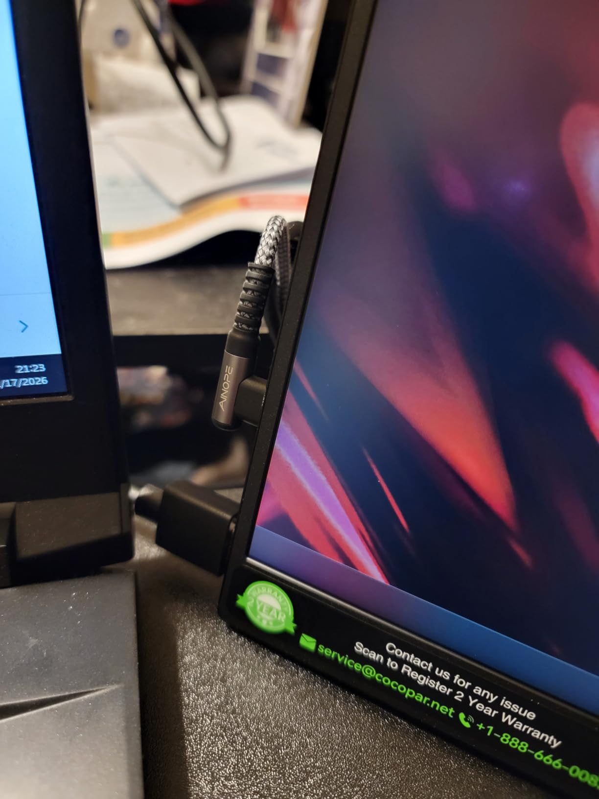 cocopar Portable Monitor 15.6 Inch 4K UHD 60Hz 145% sRGB Travel Monitor with Speaker HDMI USB-C Second Screen for Laptop MacBook Surface PC Xbox PS4/5, VESA Mountable, with Kickstand customer photo 1