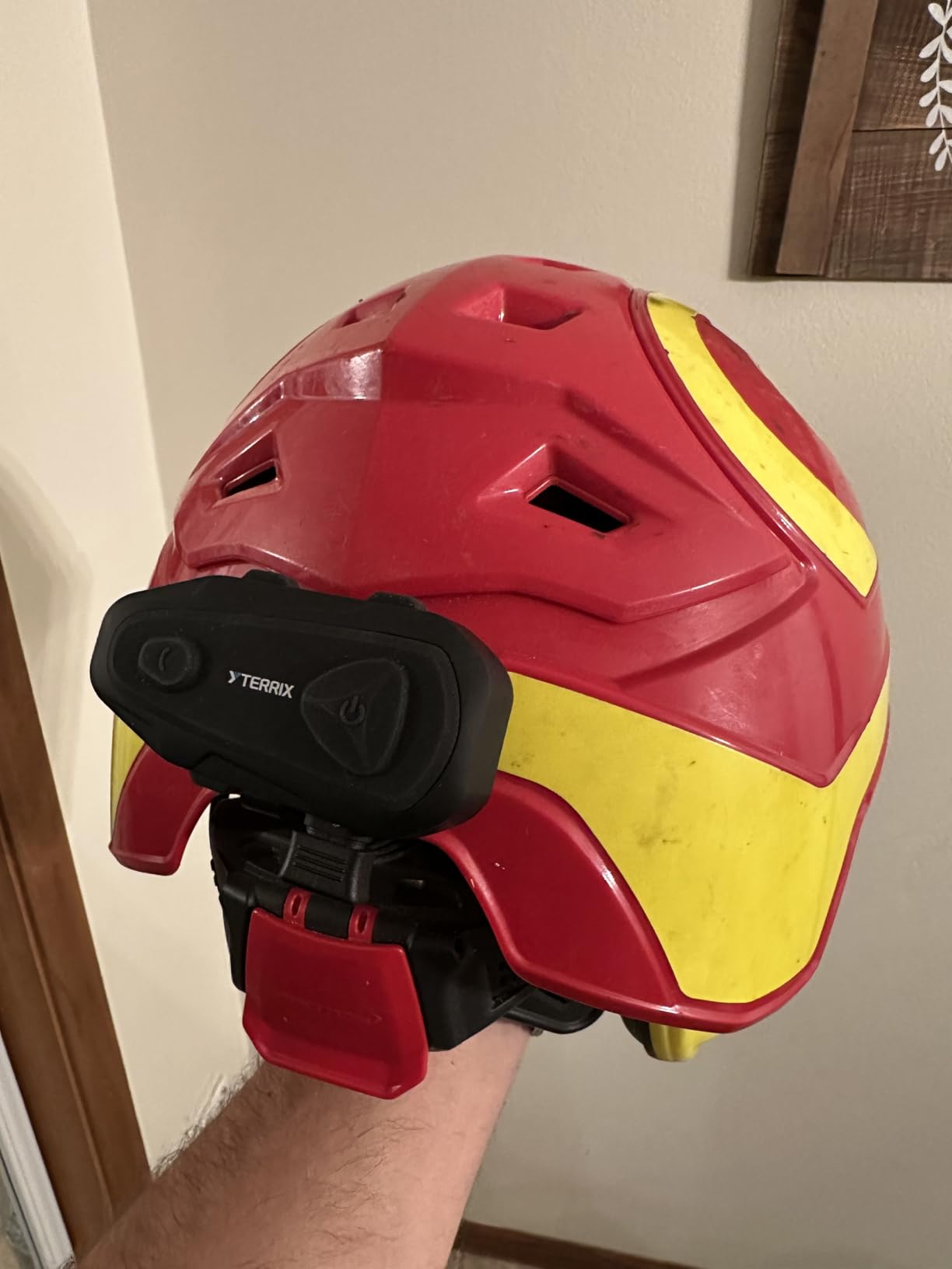 Q4 Motorcycle Bluetooth Headset, Helmet Comm System for 4 Riders, 1500m Intercom Range, Bluetooth 5.1 Dual Qualcomm Chip, Music Sharing, FM, DSP Noise Cancellation, IP65 Waterproof customer photo 2