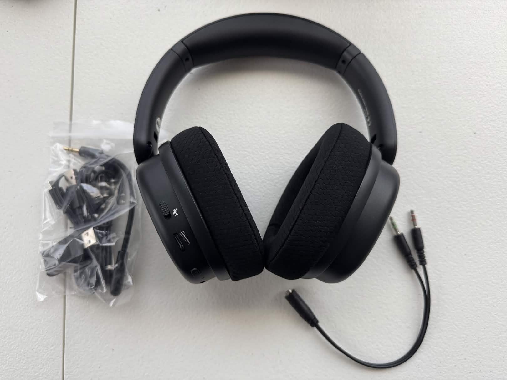 EPOMAKER X Aula G7 Pro Wireless Gaming Headset, Dual Mode BT5.3 & 2.4GHz, 7.1 Surround Sound, 80+ Hour Battery, RGB Light, with Noise Canceling Mic for PS5, PS4, Switch, PC (White) customer photo 1
