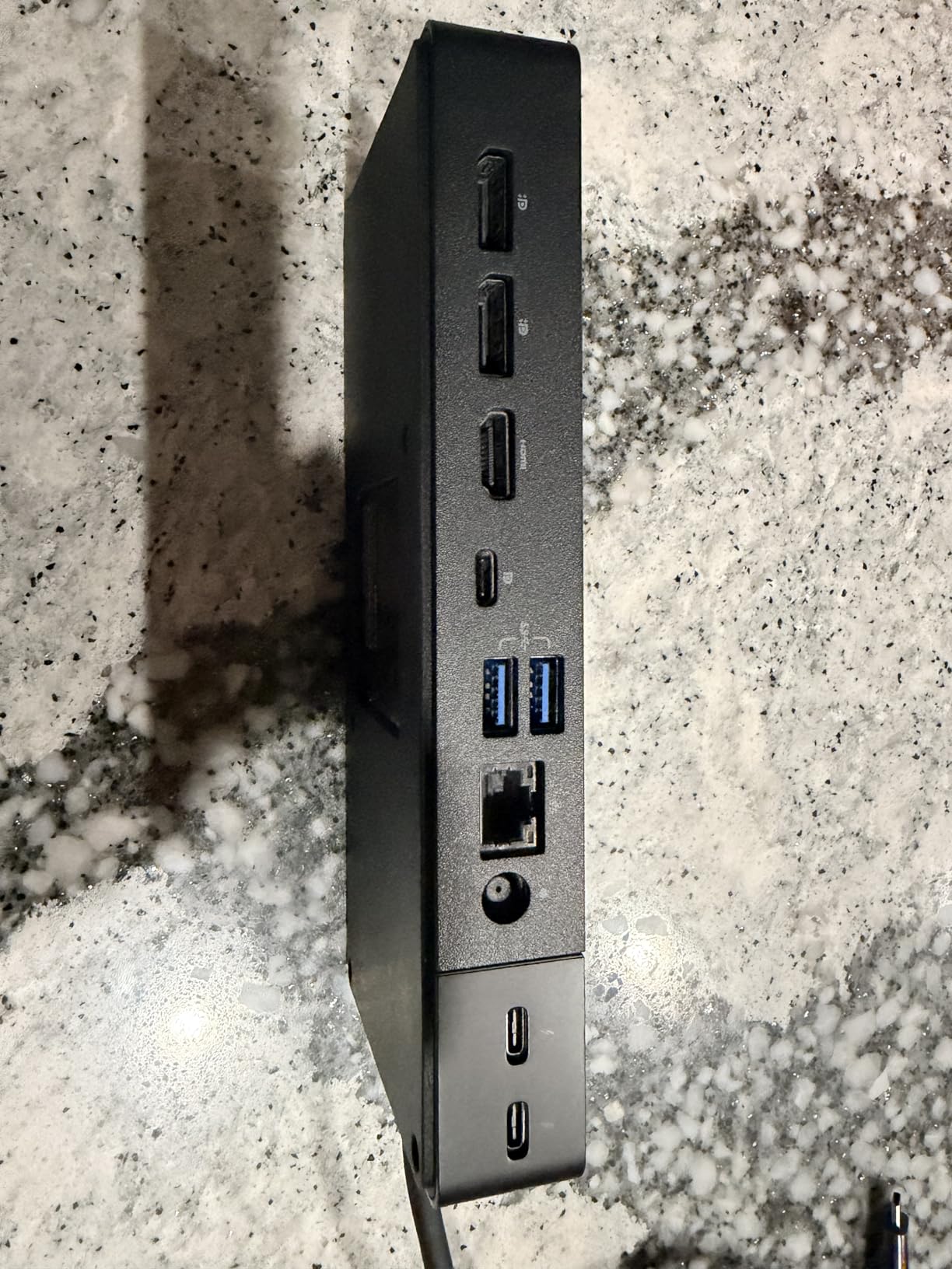 Dell WD22TB4 Thunderbolt 4 Dock 180W - 40Gbps, 3-Year Warranty, USB-C/USB-A Dell Docking Station with 180W Adapter + Techtray Cables & Cloth - Supports Dual/Triple Monitor & 4K Displays (New) customer photo 2
