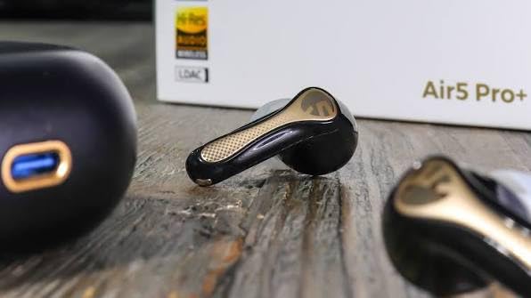 SoundPEATS Air5 Pro+ Wireless Earbuds, xMEMS Warm Treble Hi-Res Audio, LDAC & aptX Lossless, Hybrid Driver Earbuds with 10mm Composite Speaker, 55dB AI Adaptive ANC, Bluetooth 5.4, Weightless Comfort customer photo 1