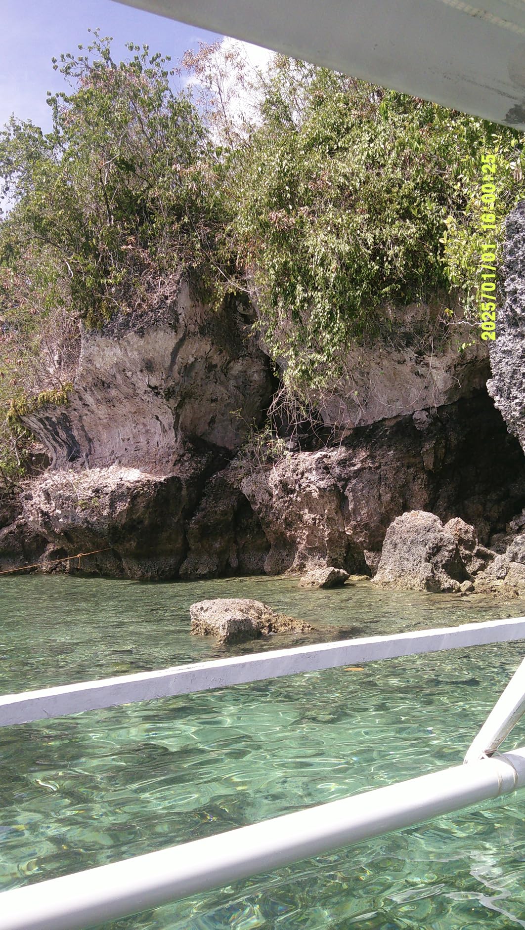 4K Digital Camera for Photography with WiFi 64MP Auto-Focus Vlogging Camera for YouTube Video 3'' 180° Flip Screen 4K Cameras 16X Zoom Anti-Shake Compact Point and Shoot Cameras with SD Card customer photo 1