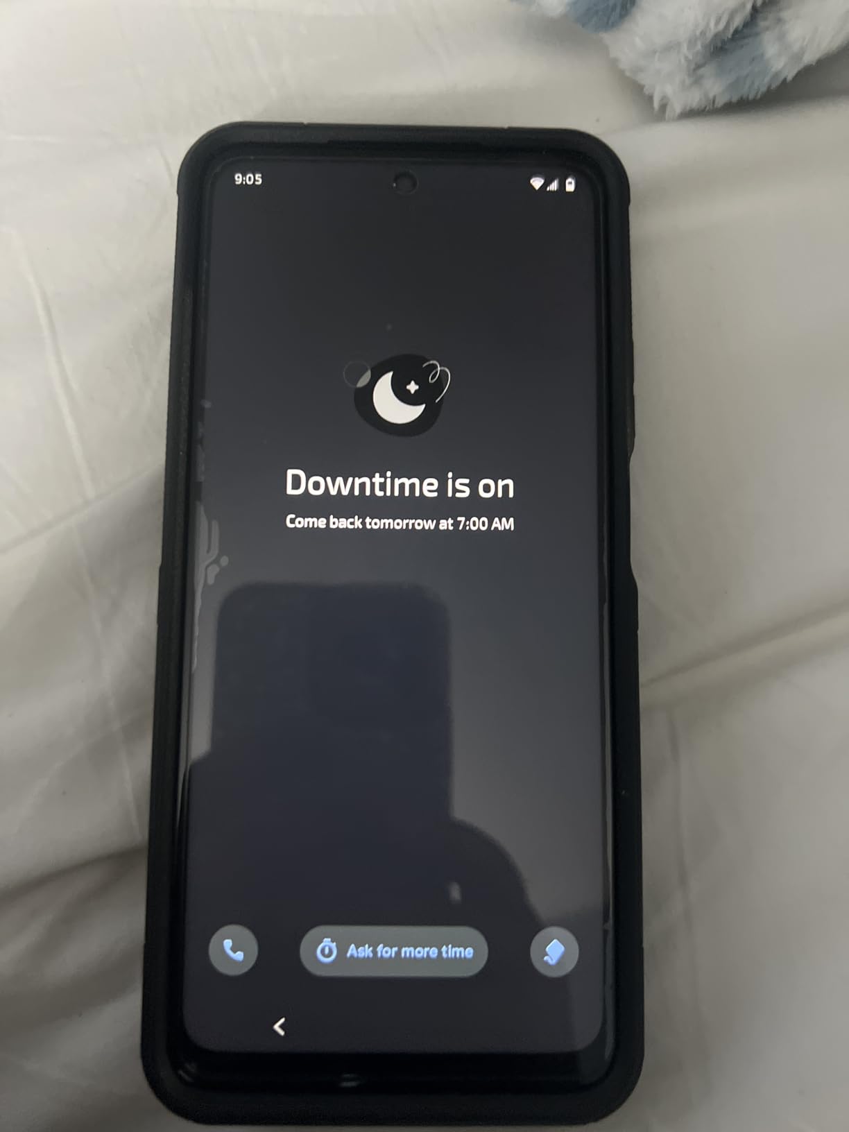 Tracfone Motorola Moto G 2025, 64GB, Saphire Blue - 6.6