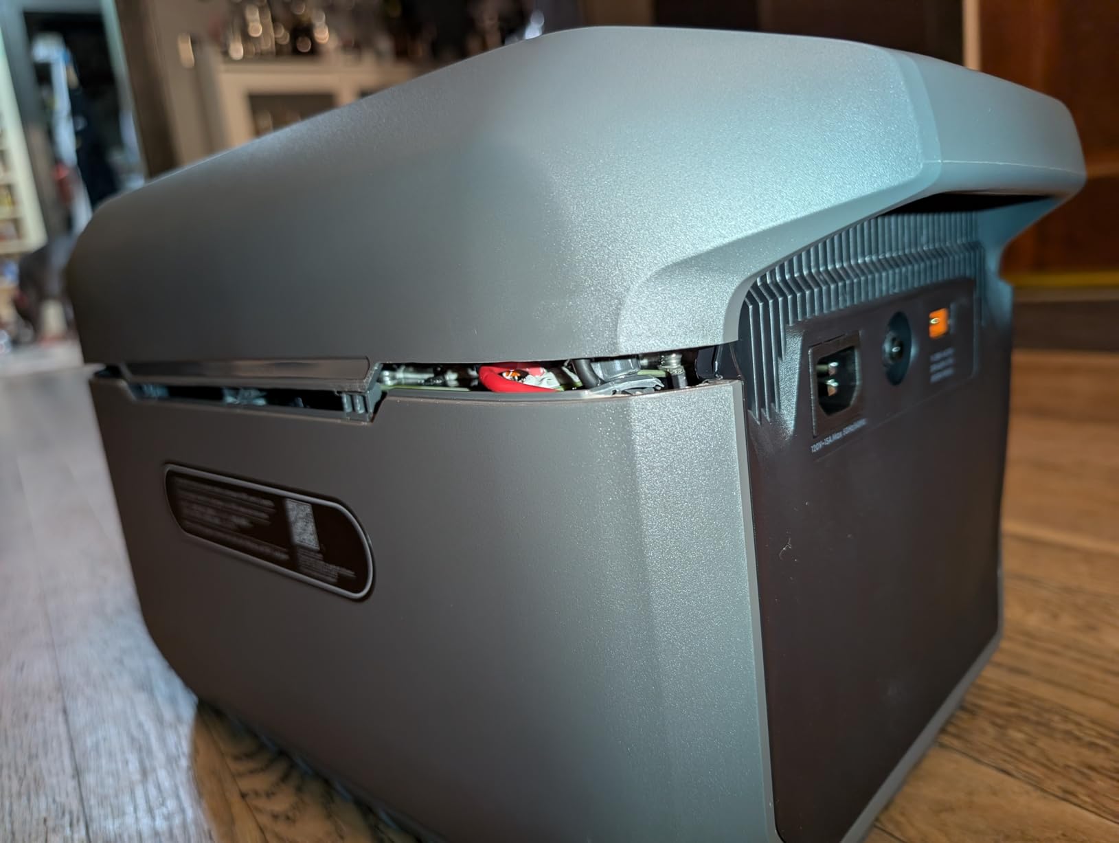 Anker SOLIX C2000 Gen 2 Portable Power Station, 2,400W (Peak 4,000W) Solar Generator, Full Charge in 58 Min, 2048wh LiFePO4 Battery for Home Backup, Power Outages, and Camping customer photo 2