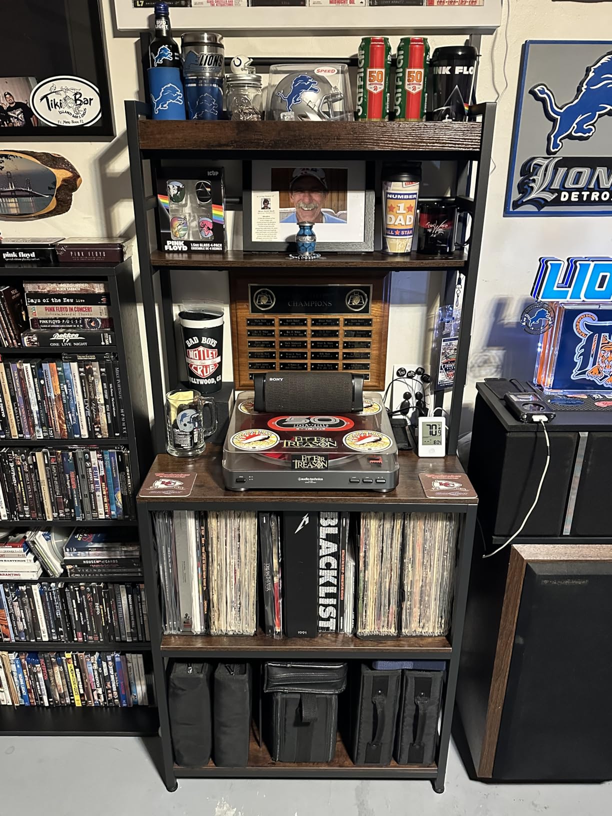 Large Record Player Stand with Vinyl Storage Shelf, 5-Tier Record Player Table Holds Up 500+ Albums, Turntable Stand with Charging Station & CD/DVD Rack customer photo 2