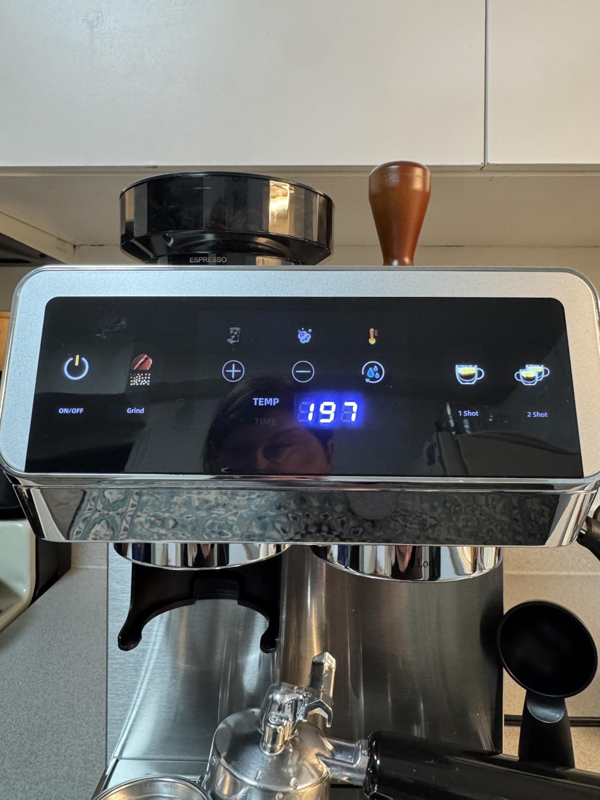 AMZCHEF Espresso Machine With Grinder, 190℉-201℉ Temp Control Coffee machine with 44 Grind Setting, Milk Frother, Touch Screen, Cold Brew, Sliver customer photo 2