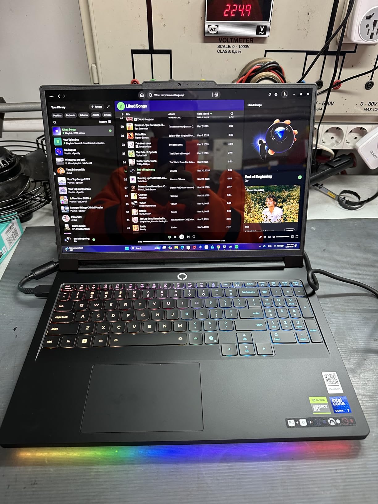 Lenovo Legion Pro 7i AI-Powered Gaming Laptop Intel Core Ultra 7 255HX 16