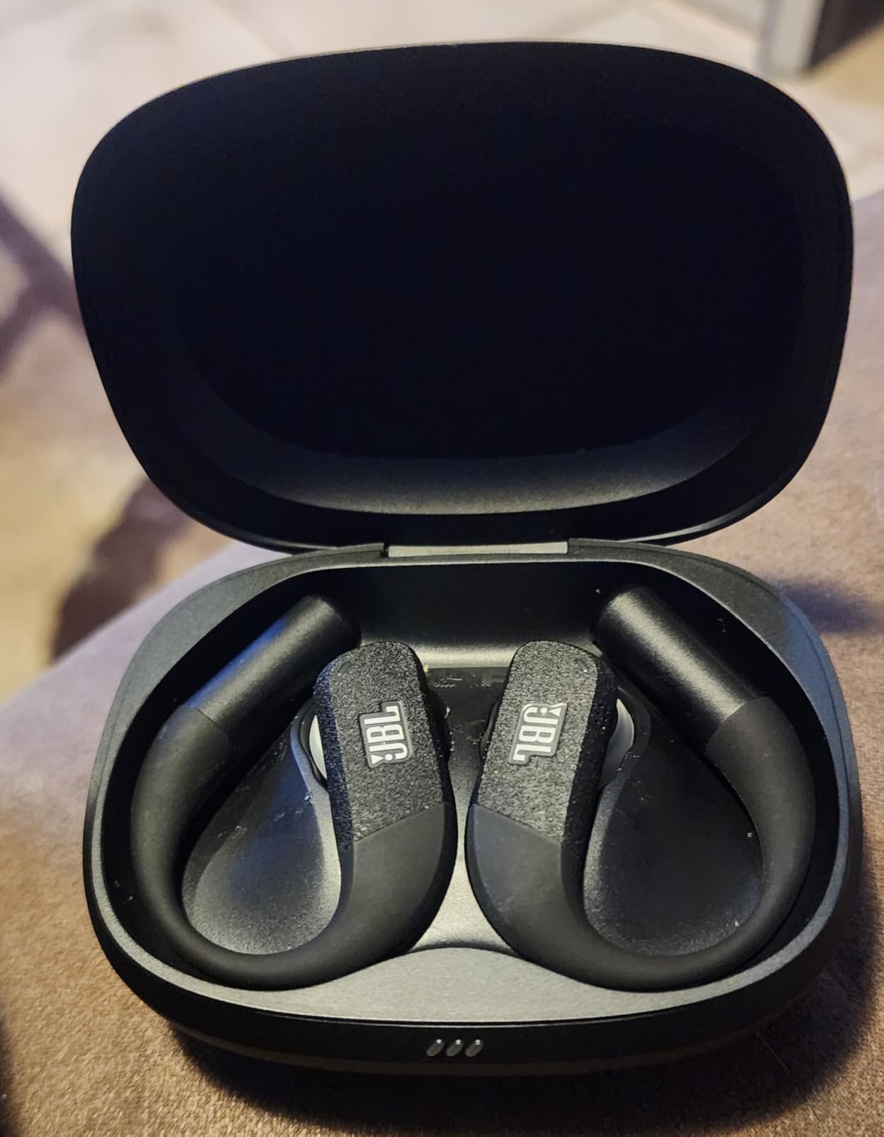 JBL Endurance Peak 4 - True Wireless Noise Cancelling Sport Earbuds, Up to 48Hrs Total Playback, Water & dust Proof (IP68), Secure fit with TwistLock Design, & 6 mics for Perfect Calls (Black/Grey) customer photo 1