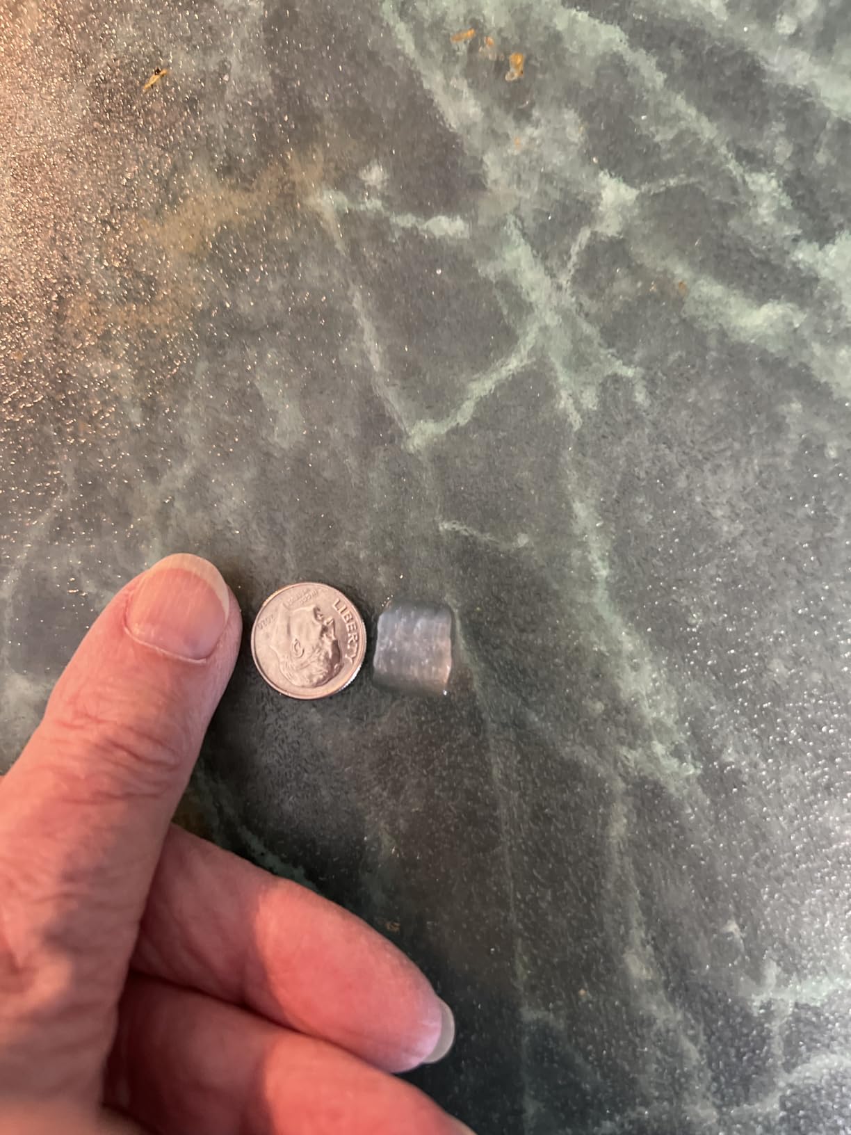 EUHOMY Nugget Ice Maker Countertop with Handle, Ready in 6 Mins, 38lbs/Day, Removable Top Cover, Self-Cleaning, Portable Chewable Ice Maker with Basket, Scoop, for Home/RV/Party/Camping (Black) customer photo 1