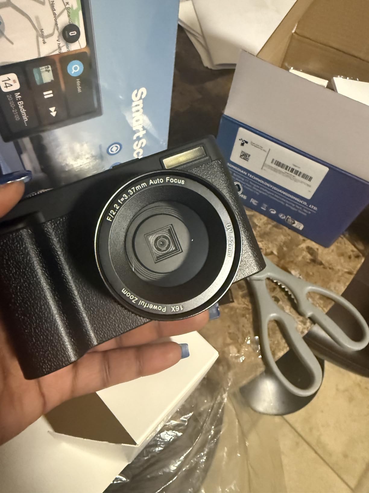 4K Digital Camera for Photography, 2026 Latest WiFi 64MP Vlogging Camera for YouTube with 180° flip Screen, Autofocus Anti-Shake, 16X Zoom, Compact Travel Camera, 32GB Card, 2 Batteries, Black customer photo 1