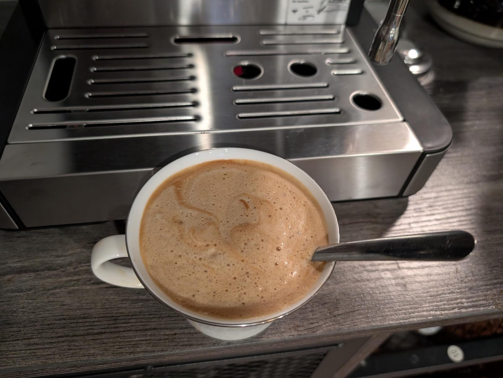 (2026 Upgrade) Espresso Machine with Grinder, Expresso Coffee Machines with Built-in Anti-Clog Coffee Grinder/Milk Steam Wand/Frother, Expresso Machines for Home Perfect Cappuccino & Latte-Gloss Black customer photo 2