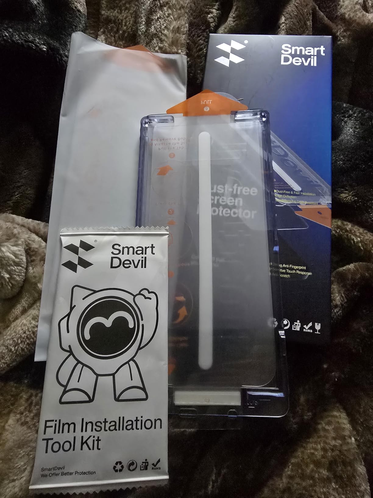 SMARTDEVIL 3 Pack for Samsung Galaxy S26 Screen Protector, Finger Print Reader Compatible, Fast & Easy Installation, Clear 9H Tempered Glass Film, Alignment Frame [Dust-Free & Bubble-Free] customer photo 2