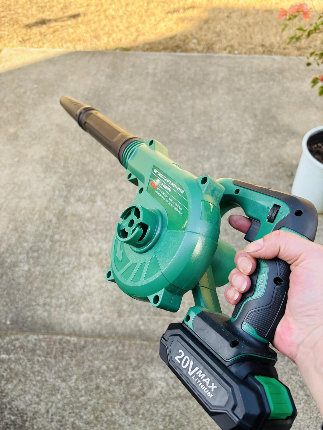 K I M O. Cordless Leaf Blower Vacuum Combo 4 in 1, 3 Nozzles & 3 Modes for Inflation & Deflation, Extended Tube & Variable Speed, 20000RPM 150MPH, 2x2000mAh Battery Powered Leaf Blowers for Lawn Care customer photo 1