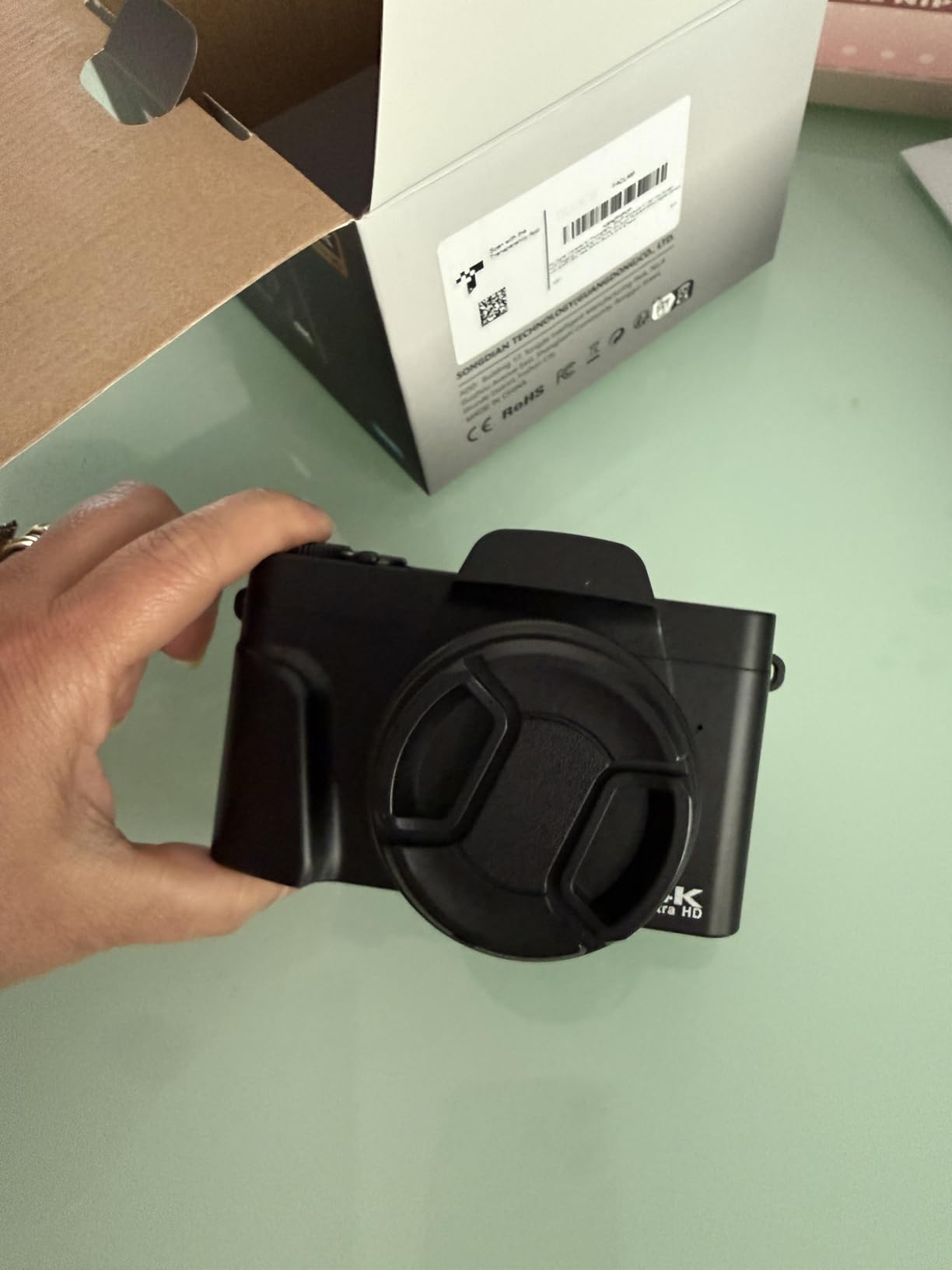 4K Digital Camera for Photography with WiFi, 64MP Autofocus 3'' 180° Flip Screen 16X Zoom Vlogging Camera for YouTube, Compact Travel Camera for Beginners, Anti-Shake, 32GB Card, 2 Batteries, Black customer photo 1