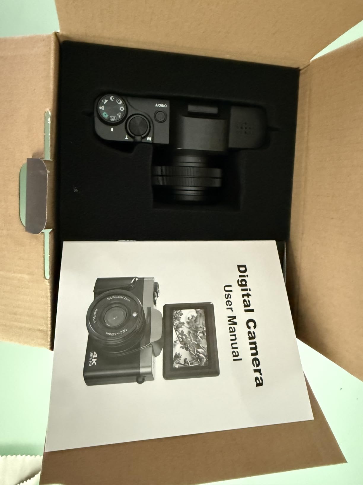 4K Digital Camera for Photography with WiFi, 64MP Autofocus 3'' 180° Flip Screen 16X Zoom Vlogging Camera for YouTube, Compact Travel Camera for Beginners, Anti-Shake, 32GB Card, 2 Batteries, Black customer photo 2