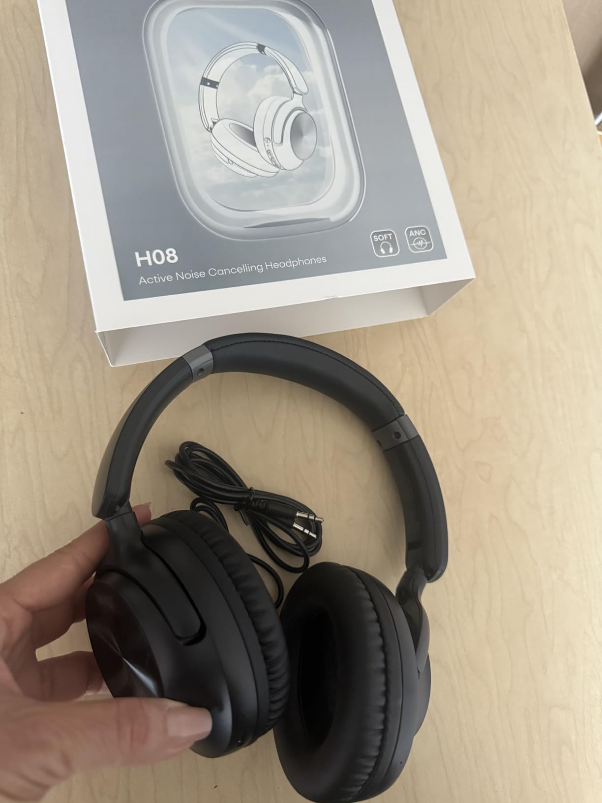 TAGRY Hybrid Active Noise Cancelling Bluetooth Headphones 100H Playtime customer photo 1