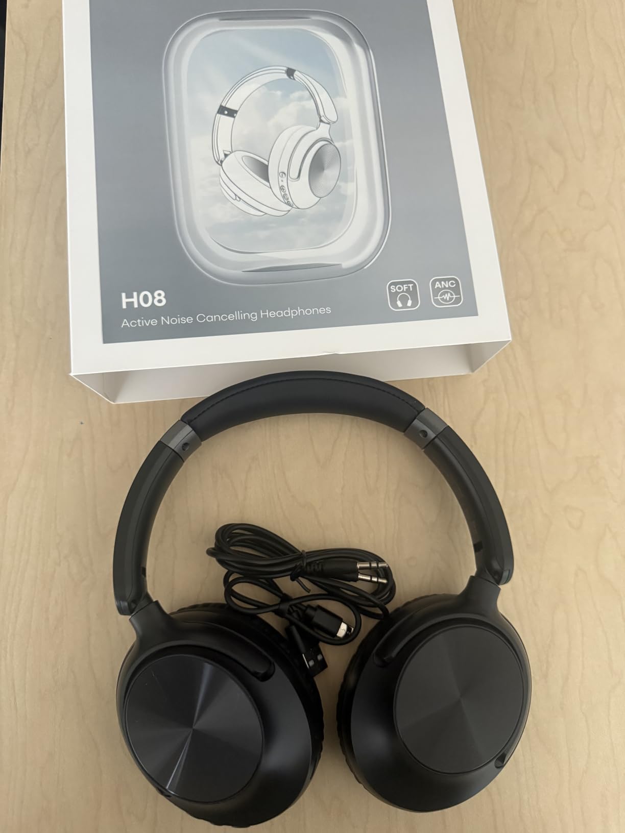 TAGRY Hybrid Active Noise Cancelling Bluetooth Headphones 100H Playtime customer photo 2