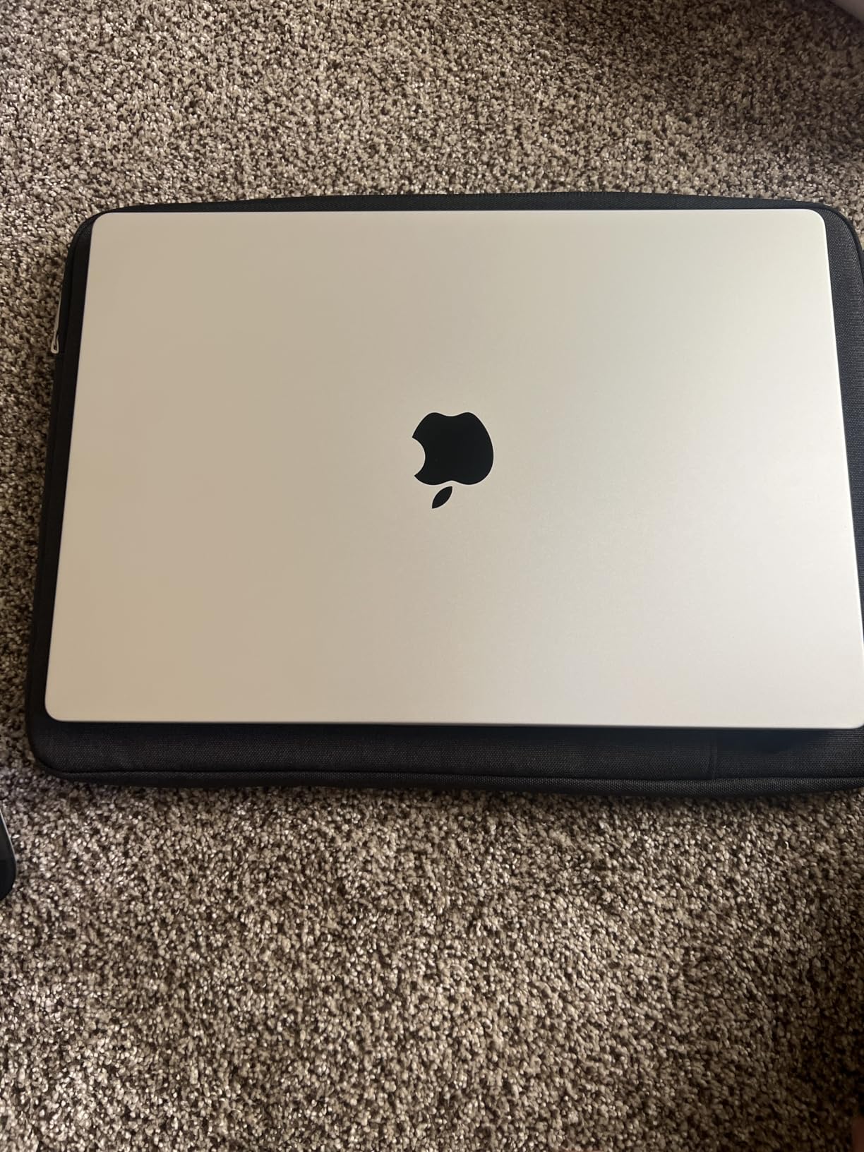 Apple 2026 MacBook Pro Laptop with Apple M5 Pro chip with 18-core CPU and 20-core GPU: Built for AI, 16.2-inch Liquid Retina XDR Display, 24GB Unified Memory, 1TB SSD, Wi-Fi 7; Space Black customer photo 2