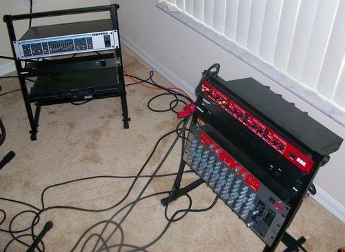 OnStage RS7030 Rack Stand, Black customer photo 1