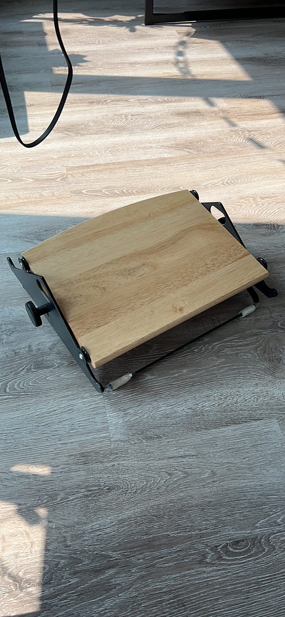 Humanscale FM 300 Foot Machine Footrest (natural) customer photo 1