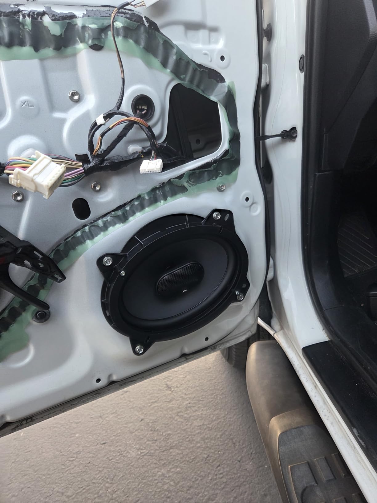 JBL GTO939 GTO Series 6x9-inch 300W 3 Way Black Car Coaxial Audio Speakers Stereo customer photo 1