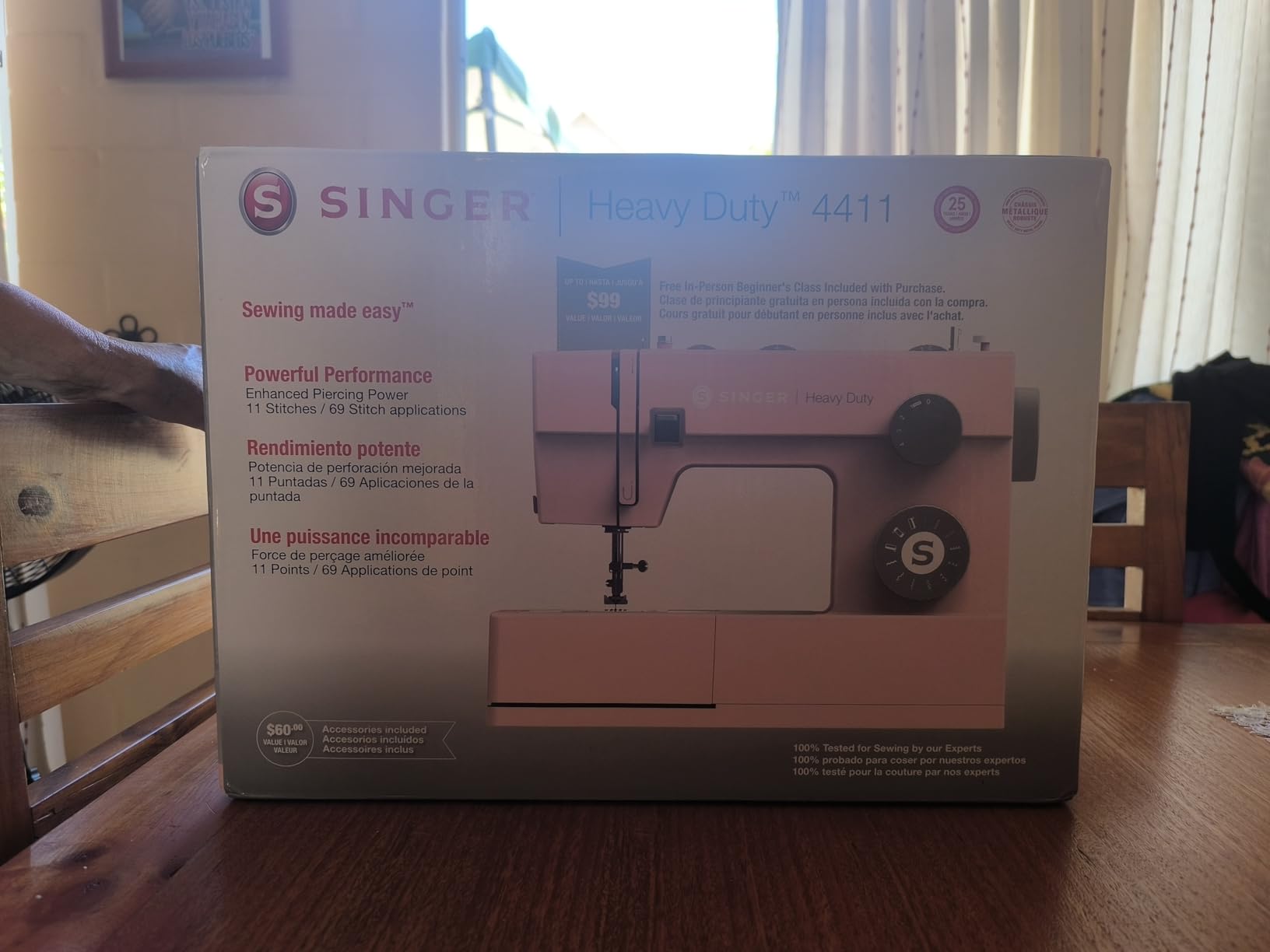 SINGER Heavy Duty 4411 High Speed Sewing Machine + Accessories | 11 Built-In Stitches Deliver 69 Stitch Applications | 50% More Power, 1100 Stitches/Min | Metal Frame, 4-Step Buttonhole customer photo 2
