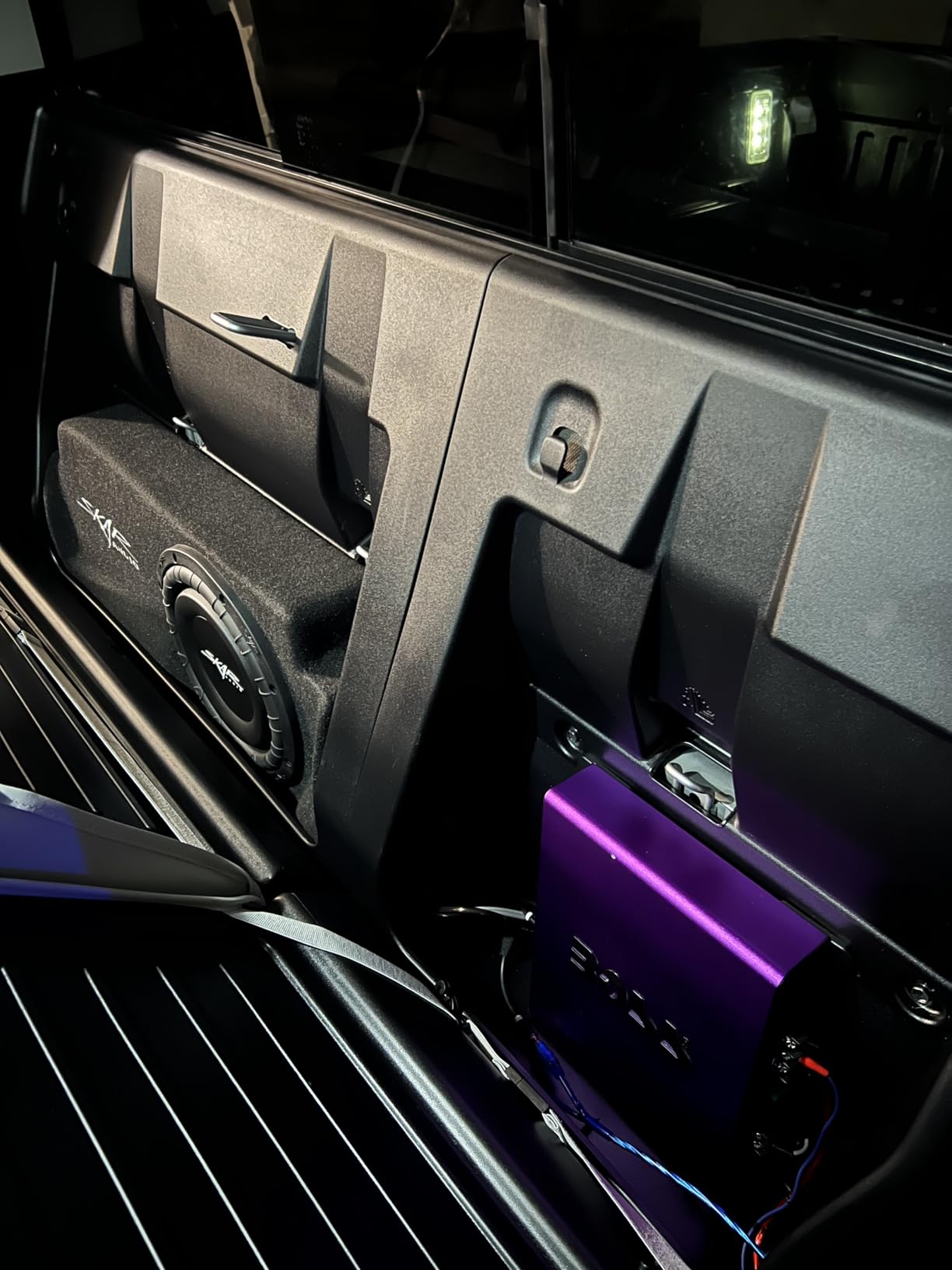 BOSS Audio Systems R1100M Monoblock Car Amplifier - 1100 High Output, 2-8 Ohm Stable customer photo 1
