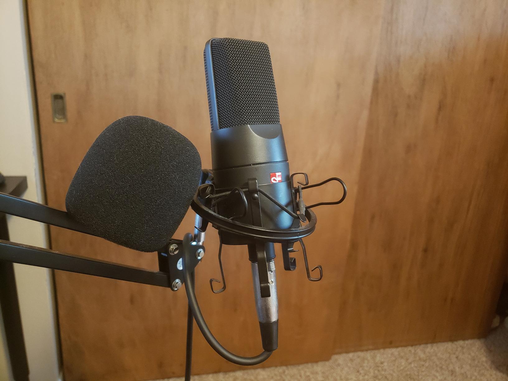 SE Electronics X1 Series Ribbon Microphone and Clip customer photo 1