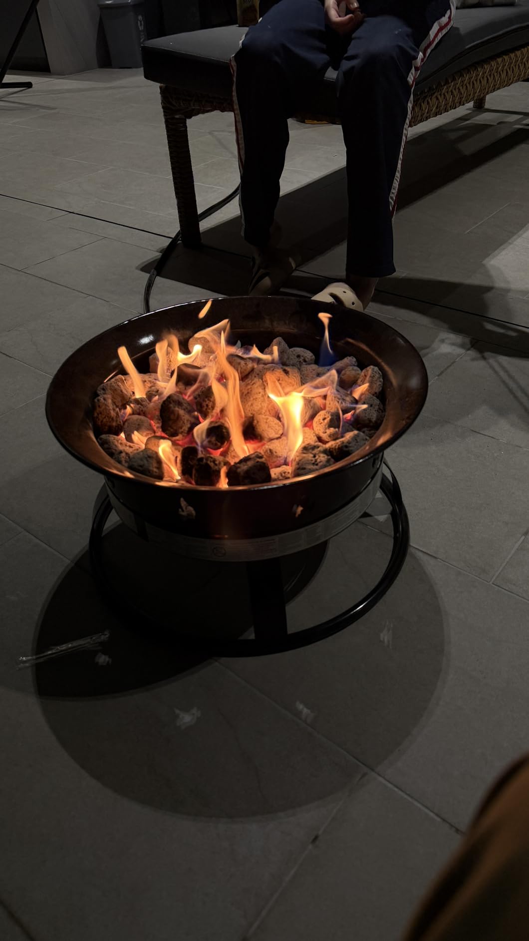 Outland Living Portable Propane Fire Pit, 19-inch, 58,000 BTU Smokeless Gas Firebowl | Perfect for Camping, Patio, Backyard, Tailgating, Deck, RV | Black 823 Standard customer photo 2