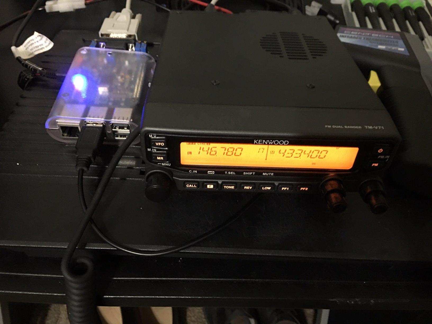 Kenwood Original TM-V71A 144/440 MHz Dual-Band Amateur Mobile Transceiver, 50 Watts customer photo 1