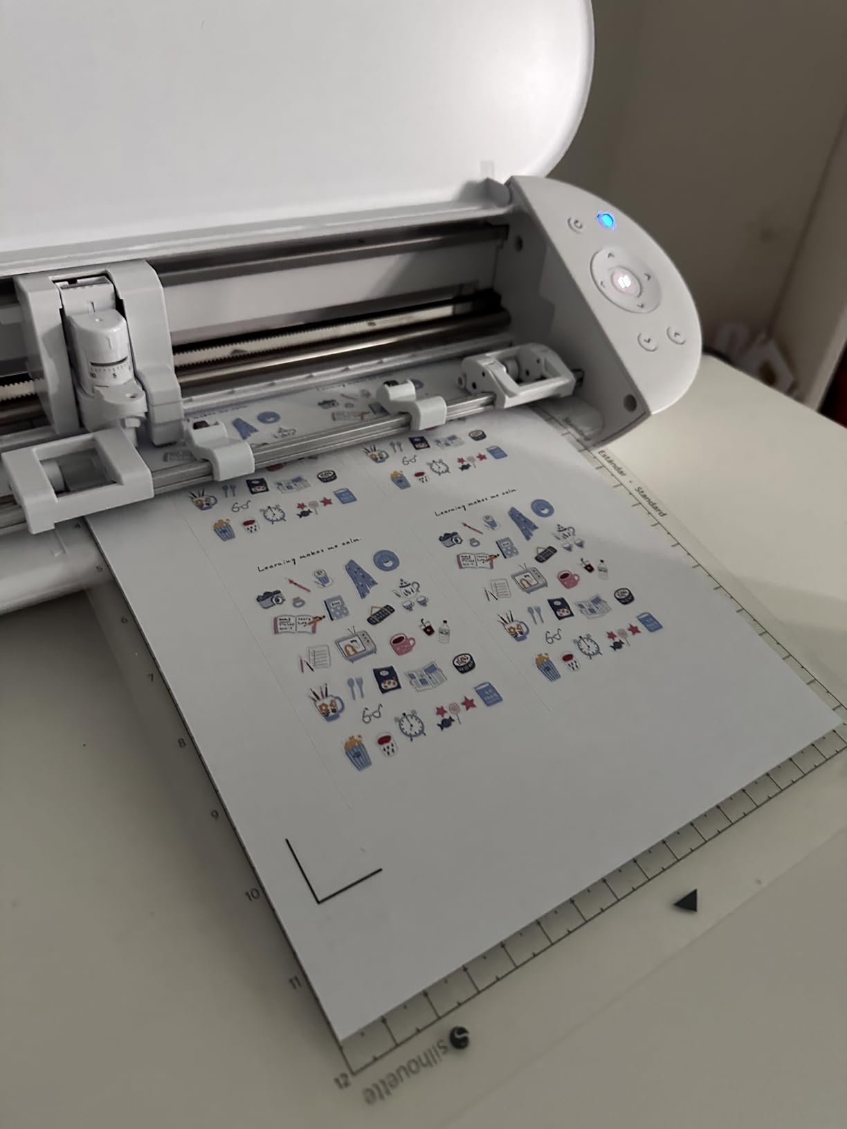 Silhouette Portrait 4 Vinyl Cutting Machine, Deluxe Bundle - 9