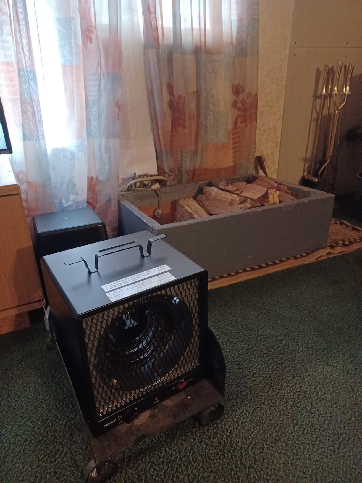 NewAir Electric Space Heater for Garage | Portable Heaters for Indoor Use | Ideal 240V Industrial Heater for Shop, Shed and Warehouse during Winter | Black customer photo 2