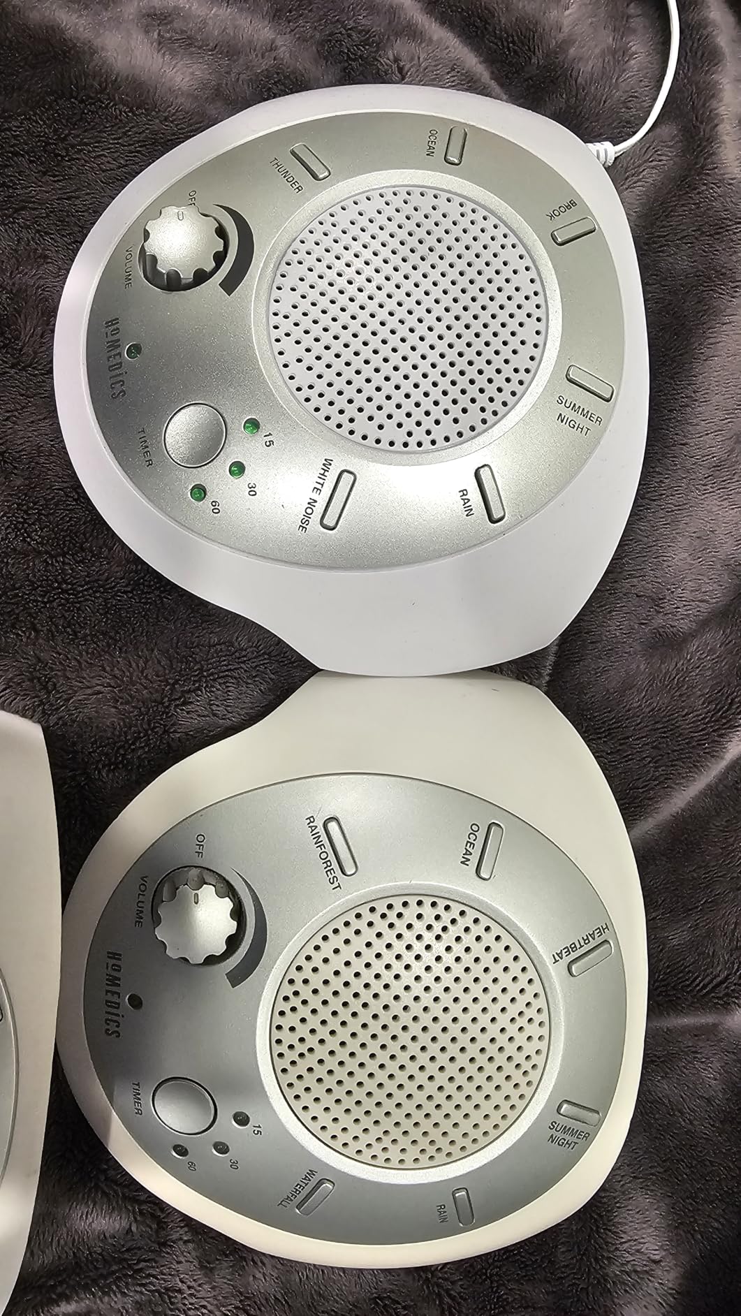 Homedics SoundSleep White Noise Machine, Silver, Small Travel Size with 6 Relaxing Nature Sounds, Portable Therapy for Home, Office, Nursery, Auto-Off Timer customer photo 2