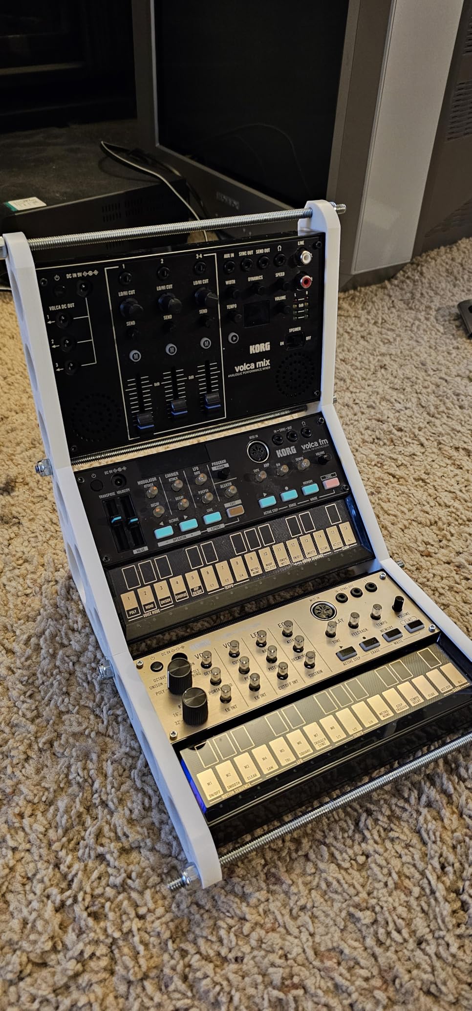 Korg Volca Keys Analogue Loop Synthesizer customer photo 2