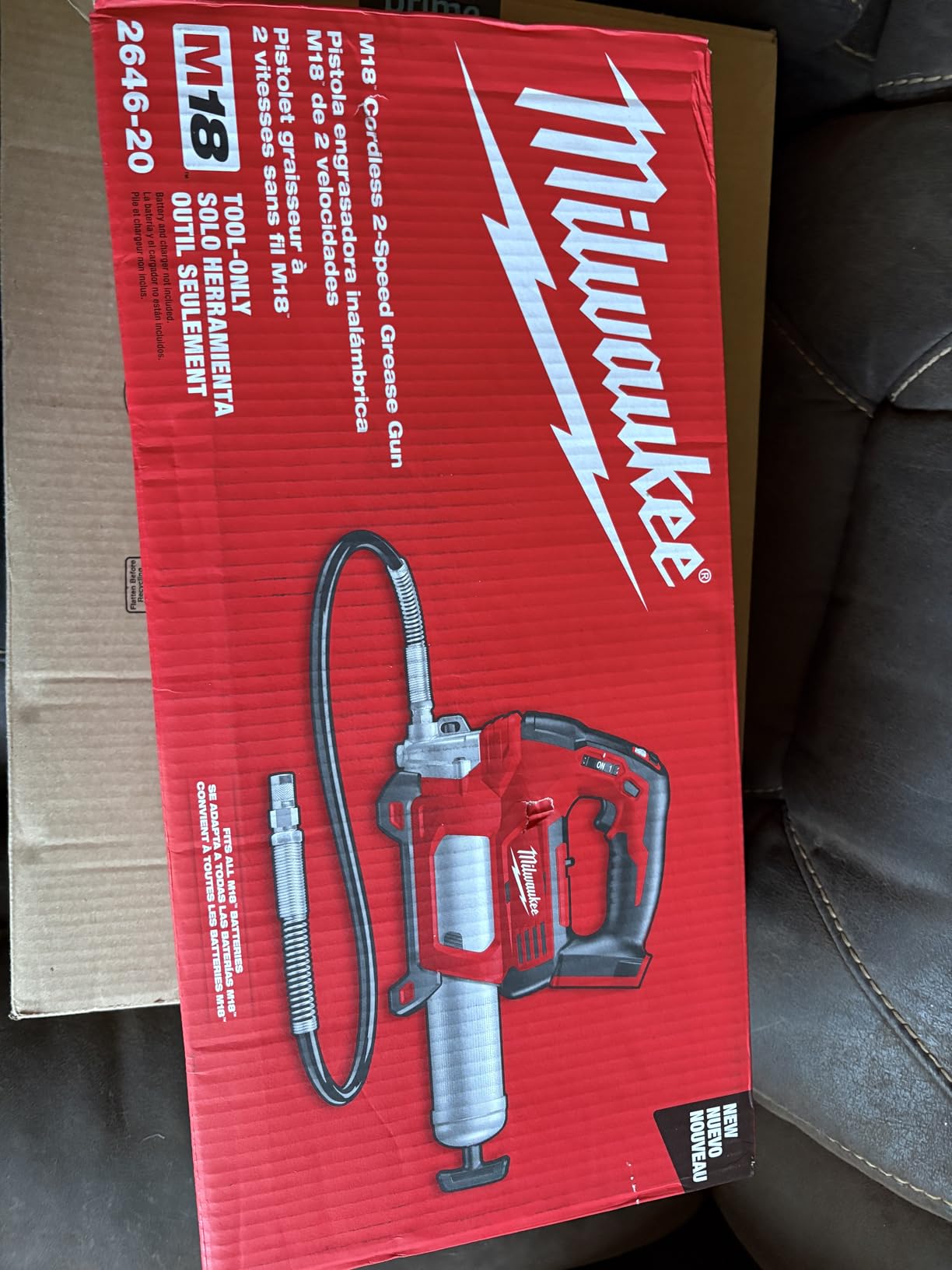 Milwaukee 2646-20 M18 2-Spd Grease Gun Bare Tool customer photo 1