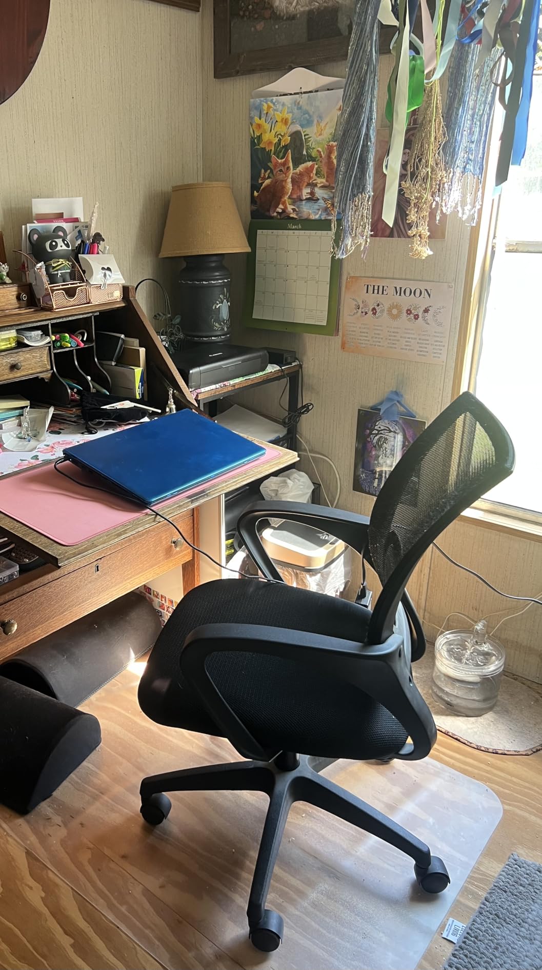 BestOffice Ergonomic Office Chair Mid-Back Swivel Desk Chair Breathable Backrest & Lumbar Support Adjustable Height Sponge Seat Rolling Wheels Dark Black for Adults & Women customer photo 1