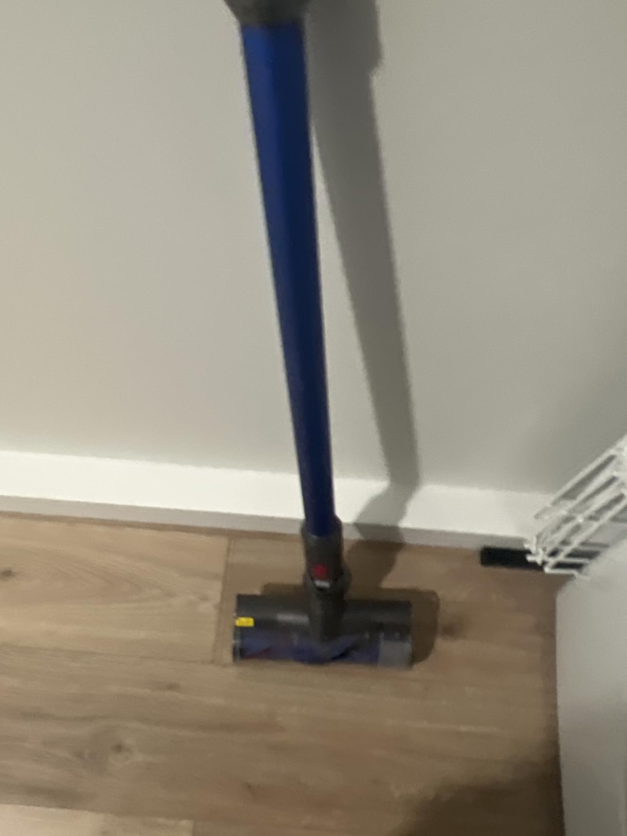 Dyson V11 Origin Cordless Vacuum, 185AW, 3 Power Modes, Up to 60 Minutes, Deep Cleans Hard Floors and Carpets customer photo 2