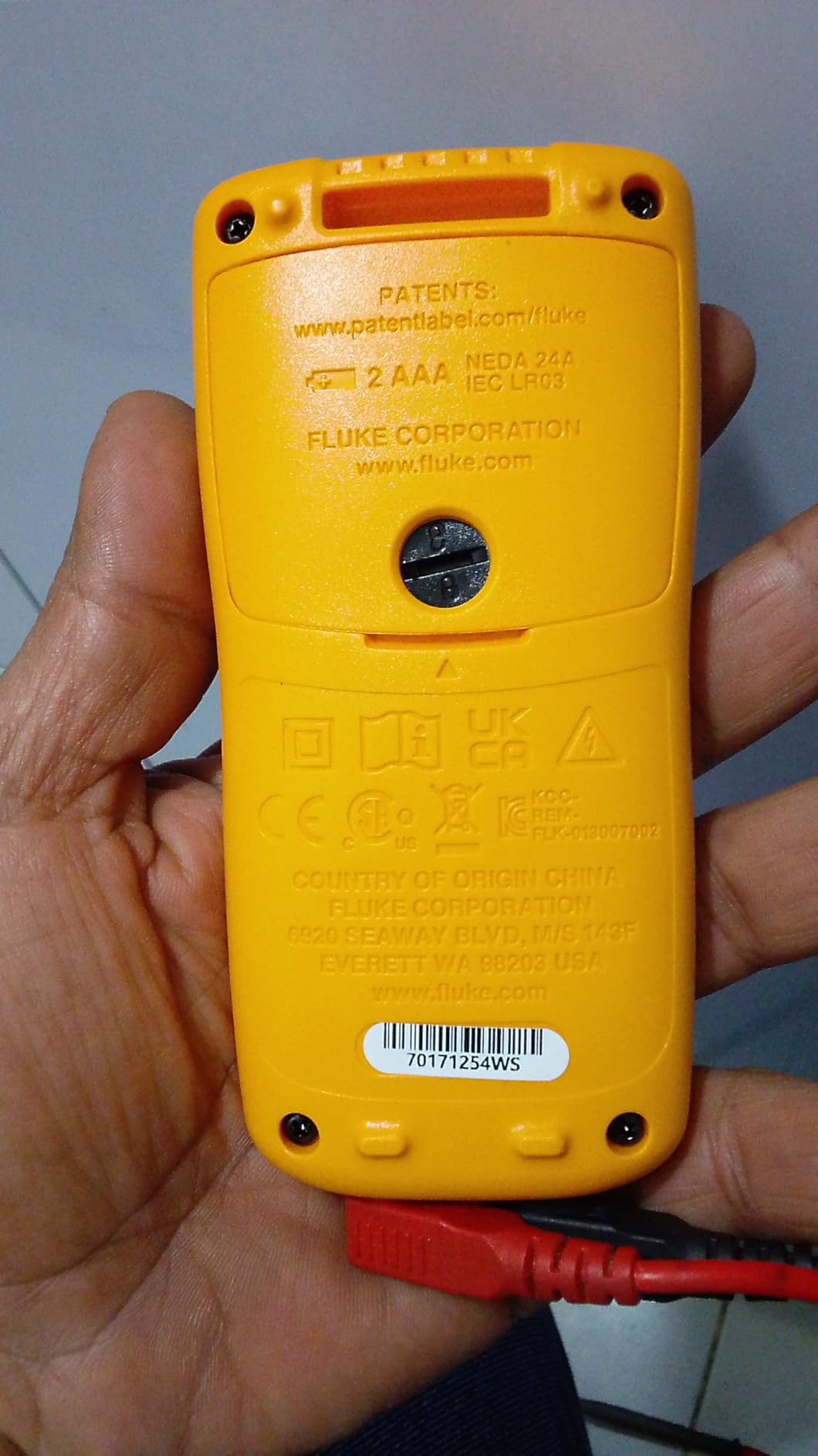 FLUKE-101 Digital Multimeter customer photo 2