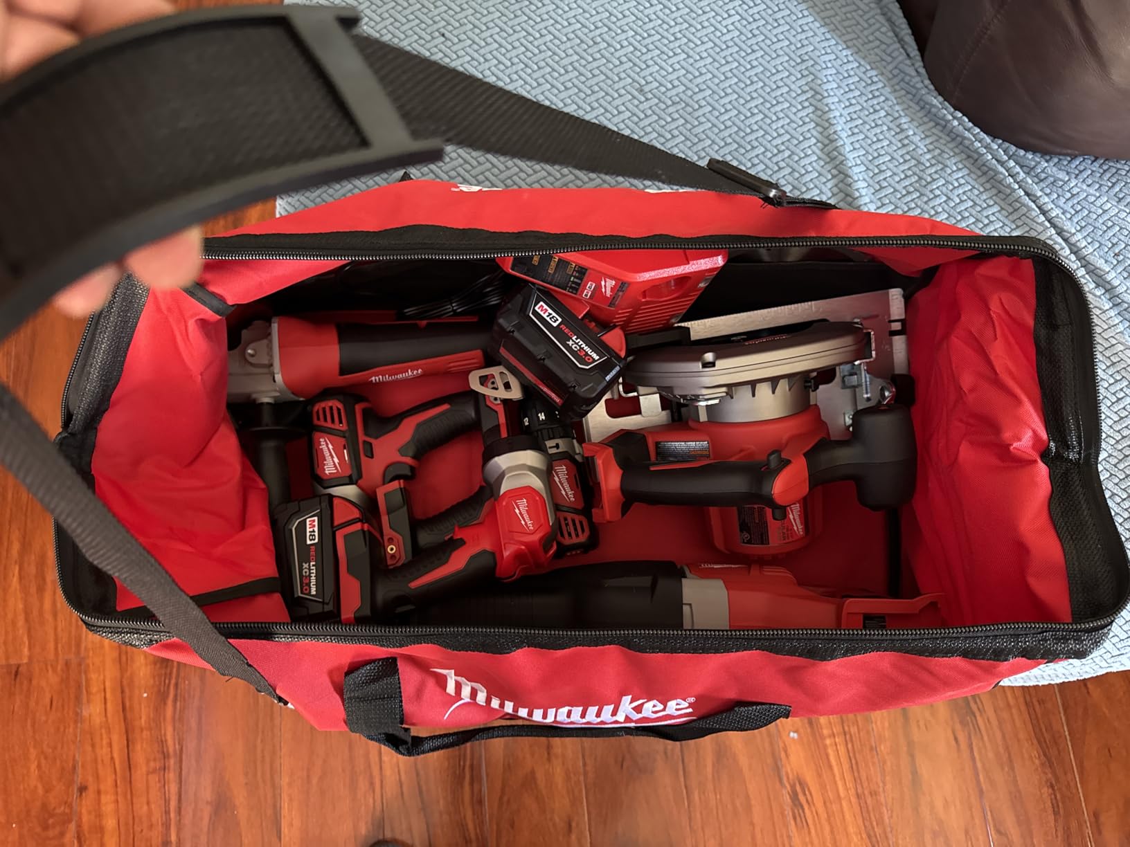 Milwaukee M18 Cordless LITHIUM-ION 6-Tool Combo Kit with Batteries and Charger customer photo 2
