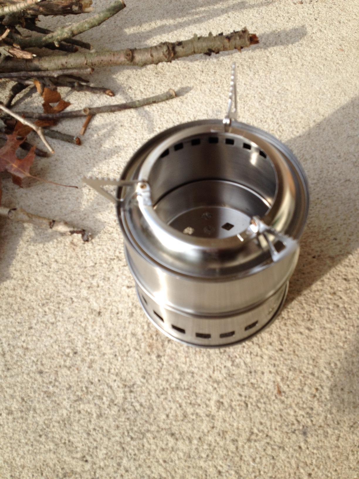 Camping Stove, Ohuhu Camp Stove Wood Burning Stove Stainless Steel Stoves Mini Portable Stove for Camping Picnic BBQ Backpacking Hiking Survival Emergency Cooking Outdoor with Grill Grid Carry Bag customer photo 1