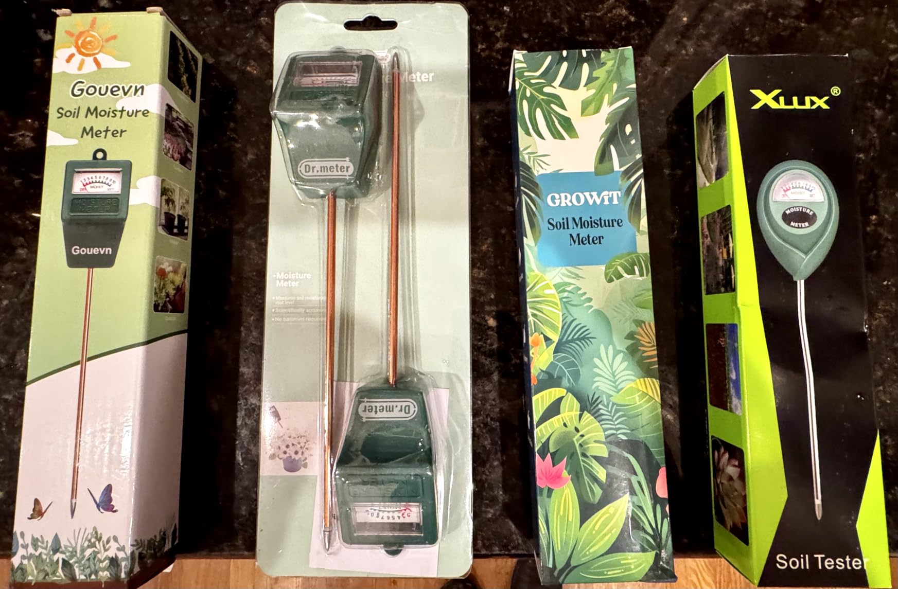 XLUX Professional Soil Moisture Meter (Since 2015) - Heavy Duty 304 Stainless Steel Probe & 100% Virgin ABS, Dual-Calibrated Soil Hygrometer for Garden, Indoor & Outdoor Plants (Upgraded Version) customer photo 2