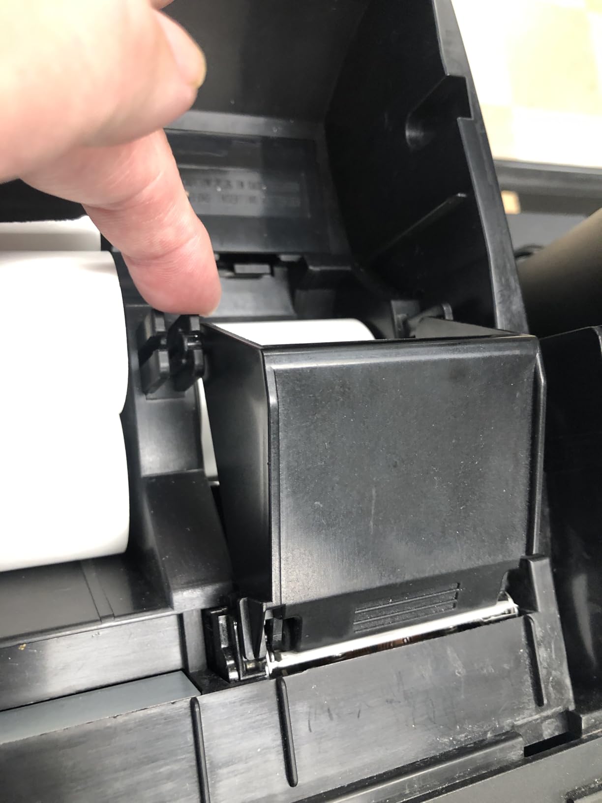 Royal 39285K Alpha 1100ML Cash Register customer photo 1