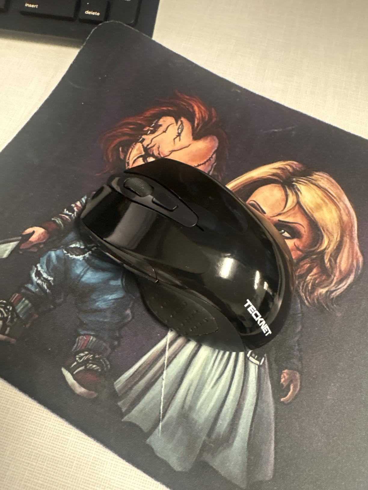 TECKNET Wireless Mouse, 2.4G Ergonomic Optical Mouse, 6 Buttons, 24 Months Battery Life, 2600 DPI, 5 Adjustment Levels - Purple customer photo 2